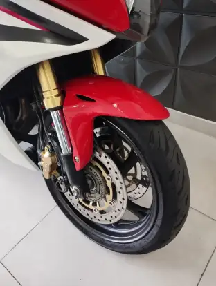 HONDA-CBR 600F-2013