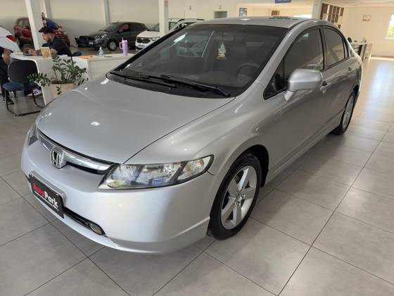 HONDA CIVIC 1.8 LXS 16V FLEX 4P AUTOMÁTICO