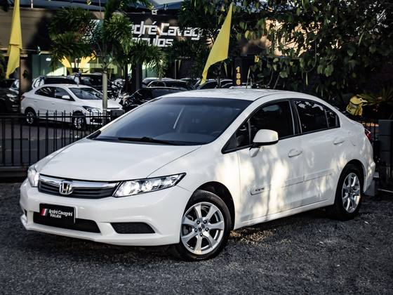 HONDA CIVIC 1.8 LXS 16V FLEX 4P MANUAL