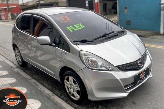 HONDA-FIT-2012