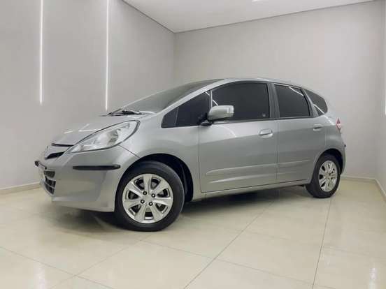 HONDA-FIT-2012