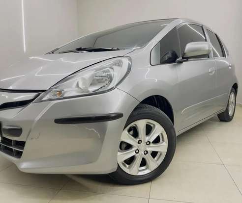 HONDA-FIT-2012
