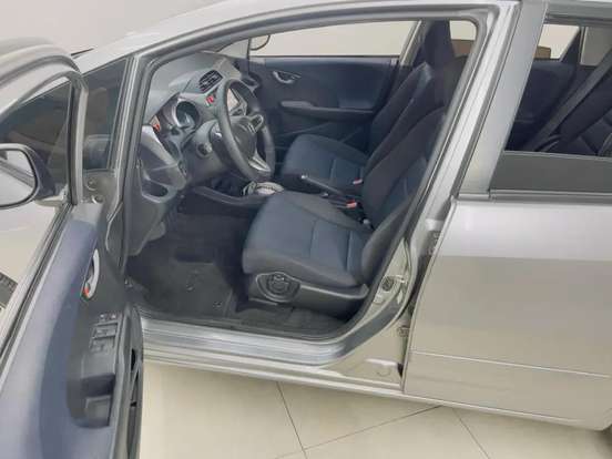 HONDA-FIT-2012