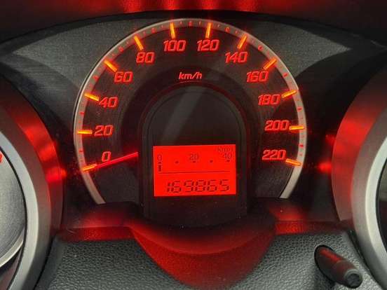 HONDA-FIT-2012