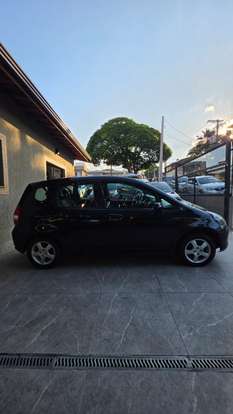 HONDA-FIT-1.4 LXL 8V GASOLINA 4P MANUAL HONDA-FIT-2004