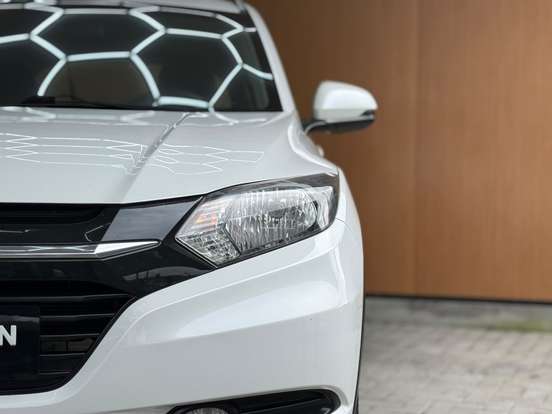 HONDA-HR-V-2017