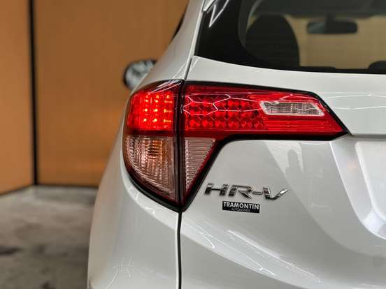 HONDA-HR-V-2017