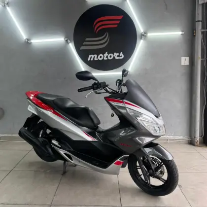 HONDA PCX 
