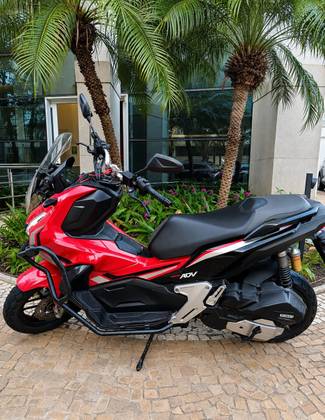 HONDA ADV 