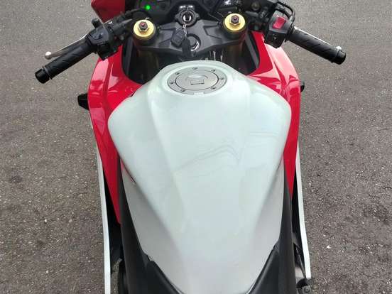 HONDA-CBR 600F HONDA-CBR 600F-2011