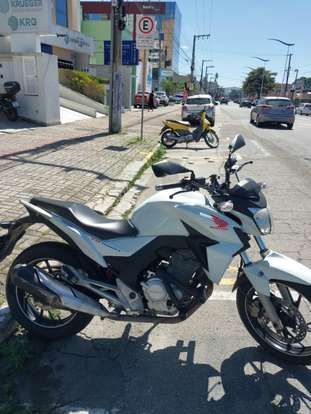 HONDA-CB TWISTER-2016