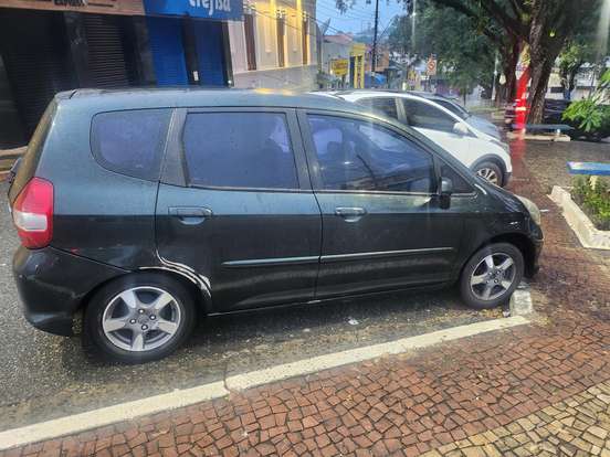 HONDA-FIT-2008