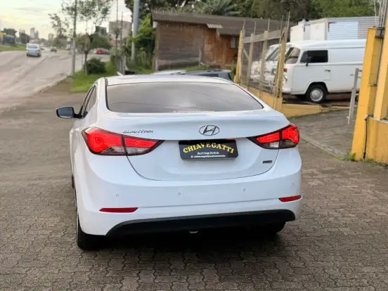 HYUNDAI-ELANTRA-2.0 GLS 16V FLEX 4P AUTOMÁTICO HYUNDAI-ELANTRA-2015
