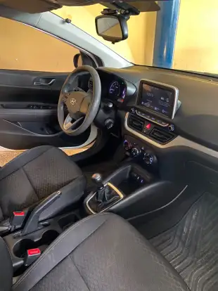HYUNDAI-HB20-2021
