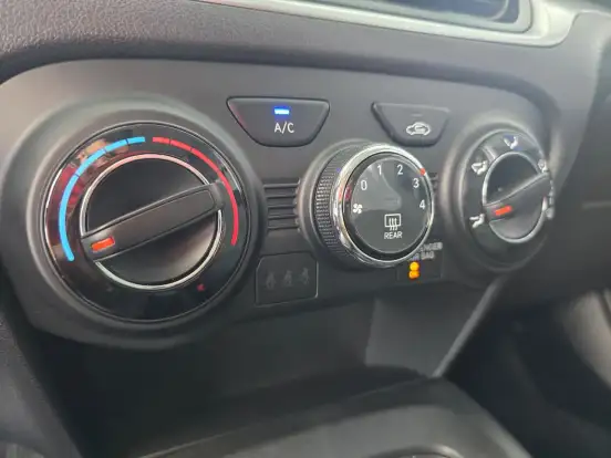 HYUNDAI-HB20-1.0 12V FLEX LIMITED PLUS MANUAL HYUNDAI-HB20-2024