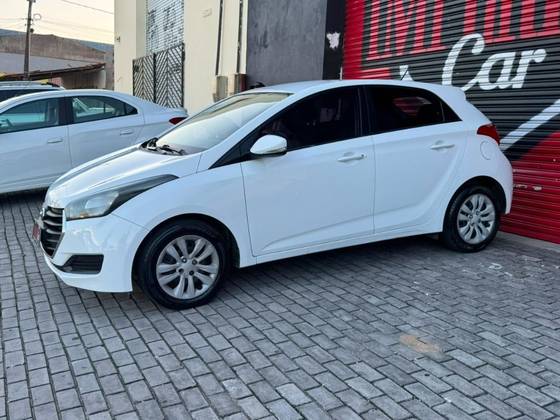 HYUNDAI HB20 1.0 COMFORT 12V FLEX 4P MANUAL