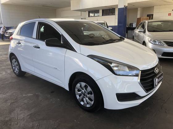HYUNDAI HB20 1.0 COMFORT 12V FLEX 4P MANUAL