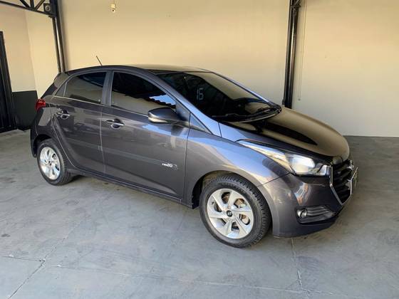 HYUNDAI HB20 1.6 COMFORT PLUS 16V FLEX 4P MANUAL