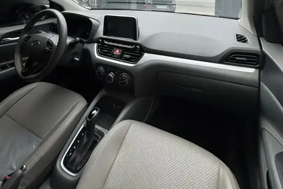 HYUNDAI-HB20S-2020