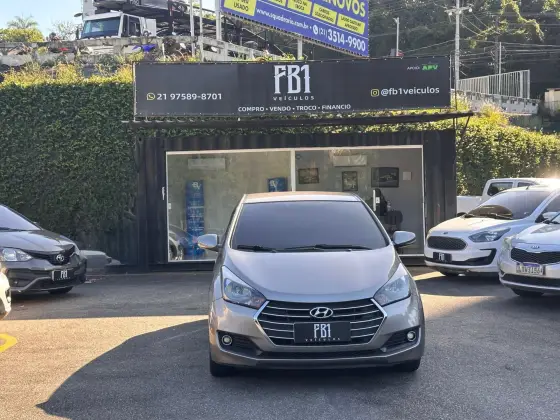 HYUNDAI HB20S 1.6 COMFORT PLUS 16V FLEX 4P AUTOMÁTICO