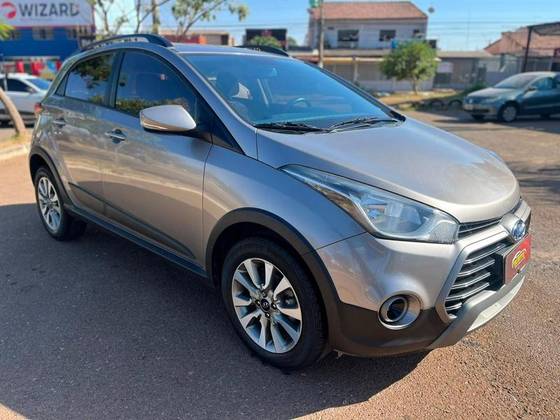 HYUNDAI HB20X 1.6 16V PREMIUM FLEX 4P AUTOMÁTICO