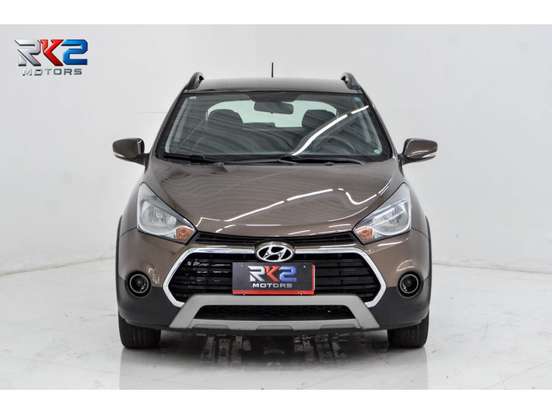 HYUNDAI-HB20X-2016