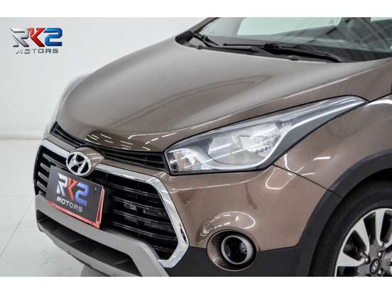 HYUNDAI-HB20X-2016