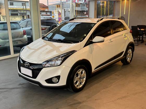 HYUNDAI HB20X 1.6 16V STYLE FLEX 4P MANUAL