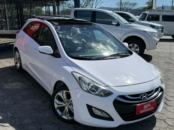 HYUNDAI I30 1.8 MPI 16V GASOLINA SÉRIE LIMITADA 4P AUTOMATICO HYUNDAI I30 1.8 MPI 16V GASOLINA SÉRIE LIMITADA 4P AUTOMATICO