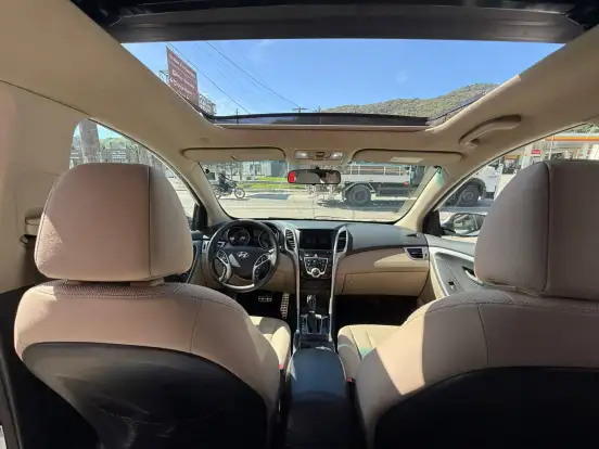 HYUNDAI-I30-2014