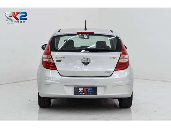 HYUNDAI-I30-2011