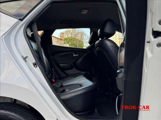 HYUNDAI-IX35-2.0 16V FLEX 4P AUTOMÁTICO HYUNDAI-IX35-2015