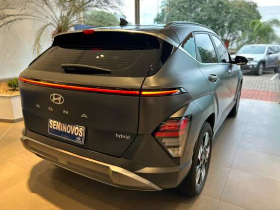 HYUNDAI-KONA-2025