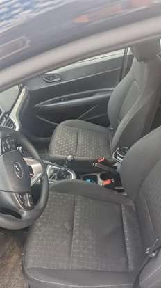 HYUNDAI-HB20-2024