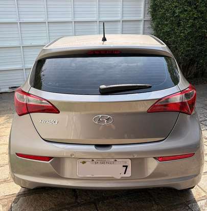 HYUNDAI-HB20-2017