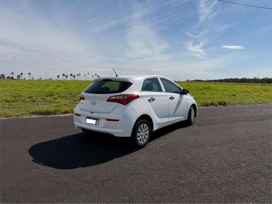 HYUNDAI-HB20-2018
