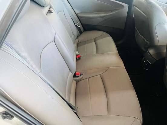 HYUNDAI-SONATA-2.4 MPFI I4 16V 182CV GASOLINA 4P AUTOMÁTICO HYUNDAI-SONATA-2012
