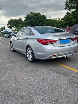HYUNDAI-SONATA-2012