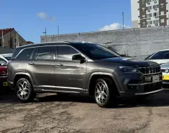 JEEP COMMANDER 1.3 T270 TURBO FLEX OVERLAND AT6 JEEP COMMANDER 1.3 T270 TURBO FLEX OVERLAND AT6