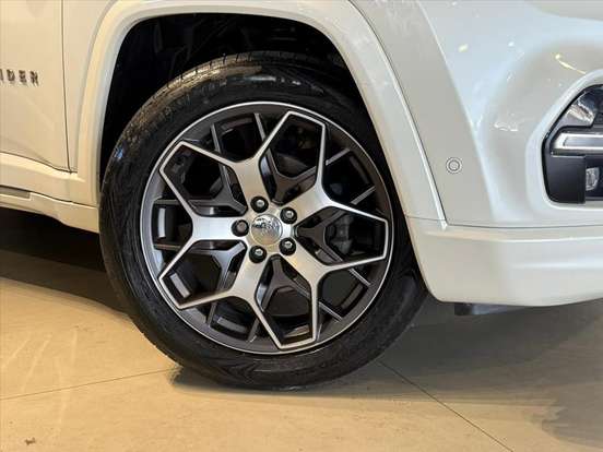 JEEP-COMMANDER-1.3 T270 TURBO FLEX OVERLAND AT6 JEEP-COMMANDER-2022