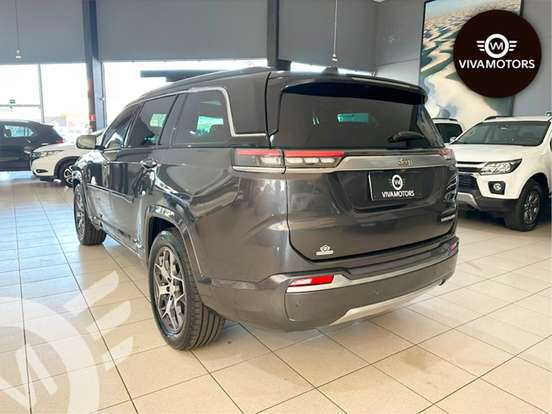 JEEP-COMMANDER-2023