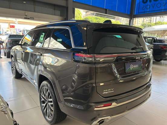 JEEP-COMMANDER-2026