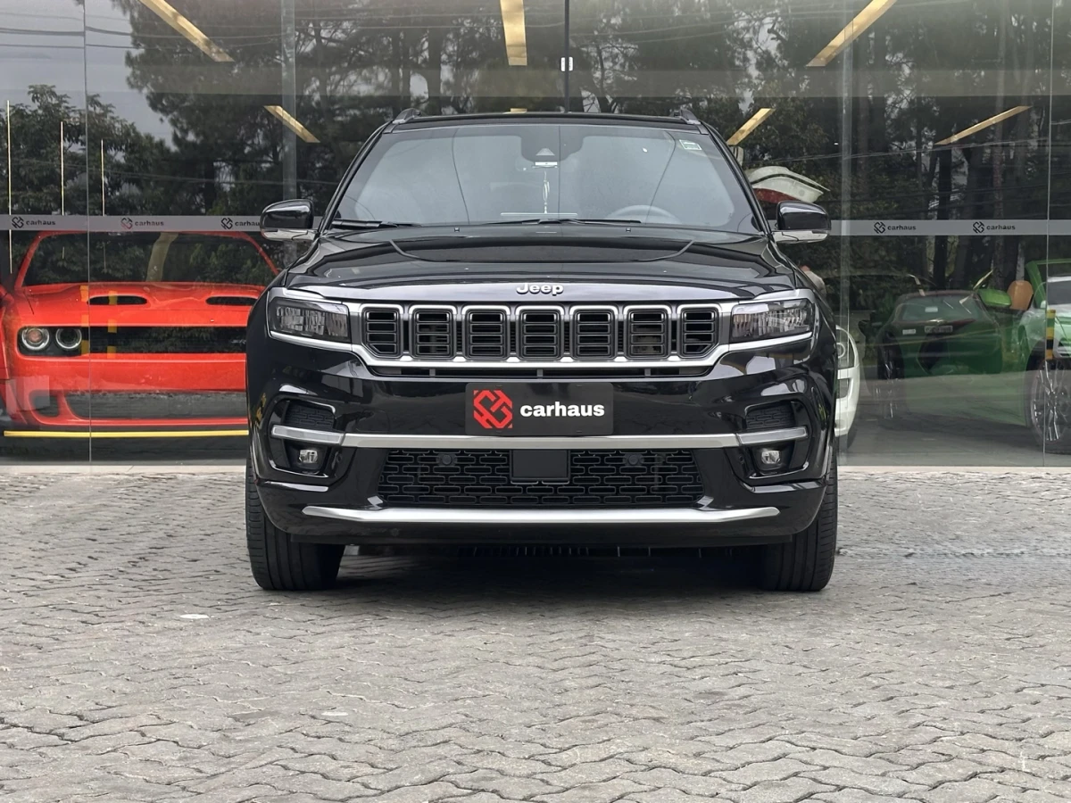 Jeep Commander — foto 2