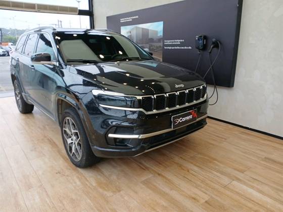 JEEP COMMANDER 2.0 TD380 TURBO DIESEL OVERLAND AT9