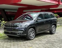 JEEP COMMANDER 2.0 TD380 TURBO DIESEL OVERLAND AT9 JEEP COMMANDER 2.0 TD380 TURBO DIESEL OVERLAND AT9