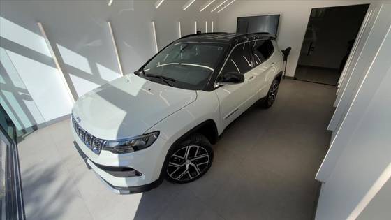 JEEP COMPASS 1.3 T270 TURBO FLEX LIMITED AT6