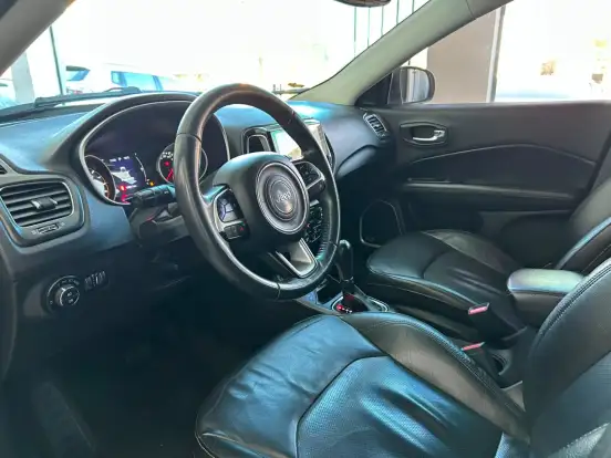 JEEP-COMPASS-2.0 16V DIESEL LONGITUDE 4X4 AUTOMÁTICO JEEP-COMPASS-2018