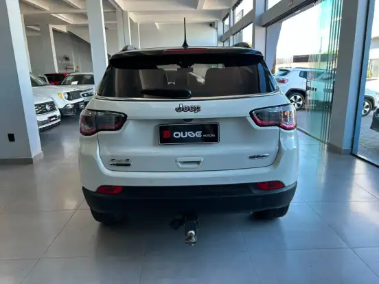 JEEP-COMPASS-2.0 16V DIESEL LONGITUDE 4X4 AUTOMÁTICO JEEP-COMPASS-2018