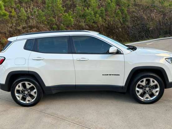 JEEP-COMPASS-2.0 16V DIESEL LONGITUDE 4X4 AUTOMÁTICO JEEP-COMPASS-2019