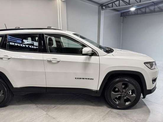 JEEP-COMPASS-2.0 16V FLEX LONGITUDE AUTOMÁTICO JEEP-COMPASS-2018